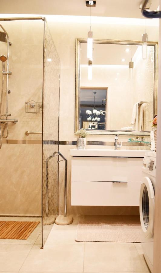 Apartament Kalifornia เมียนซิดดรอแย ภายนอก รูปภาพ