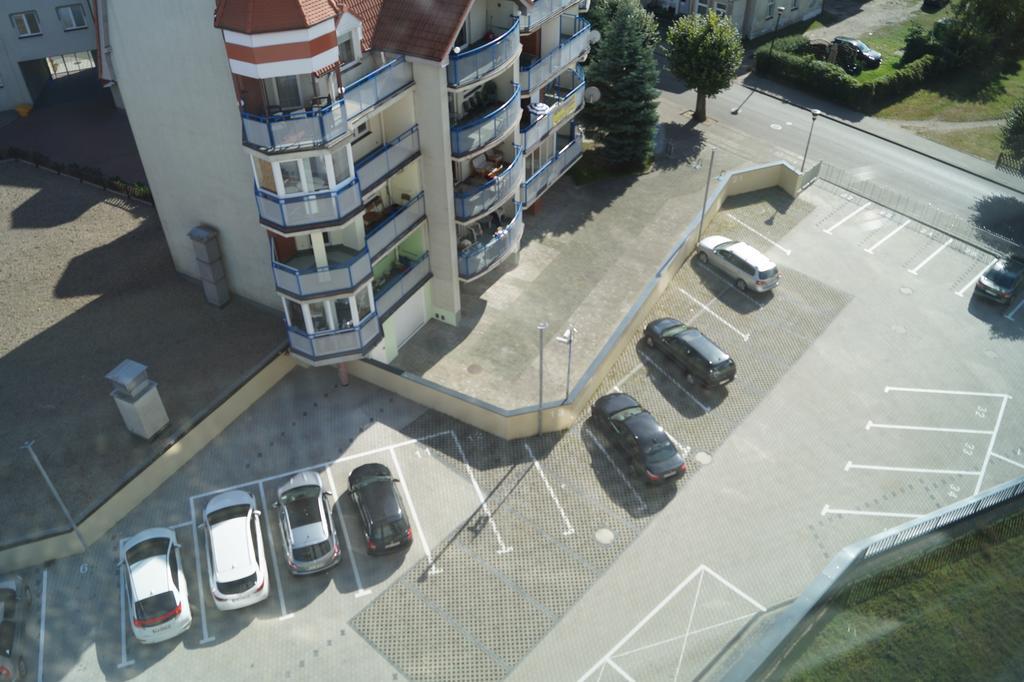 Apartament Kalifornia เมียนซิดดรอแย ภายนอก รูปภาพ